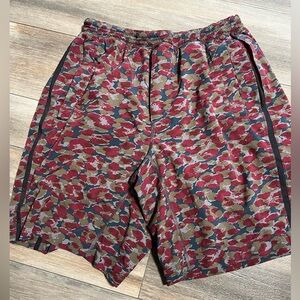 Lululemon Athletic Shorts with‎ Pockets